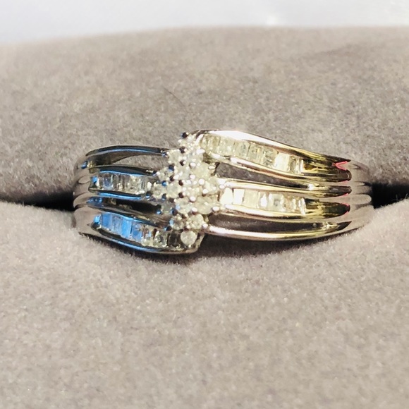 Genuine Diamond Ring. 0.25 cts - Picture 3 of 8